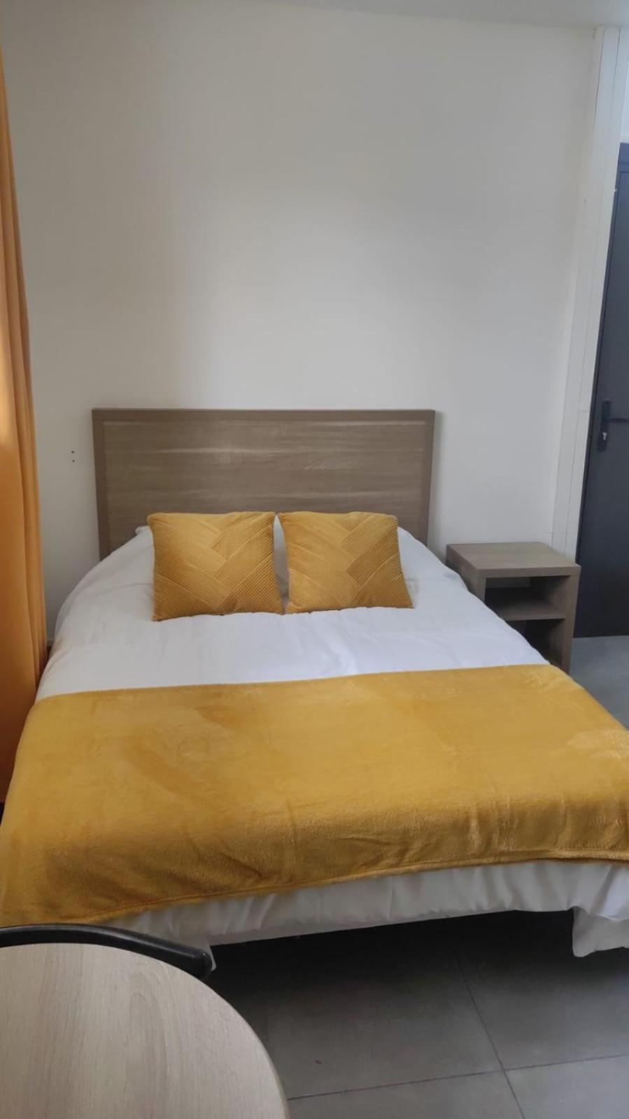 Appartement 1 , Disneyland - Parking Gratuit - Maison Des Platanes Meaux Exterior photo